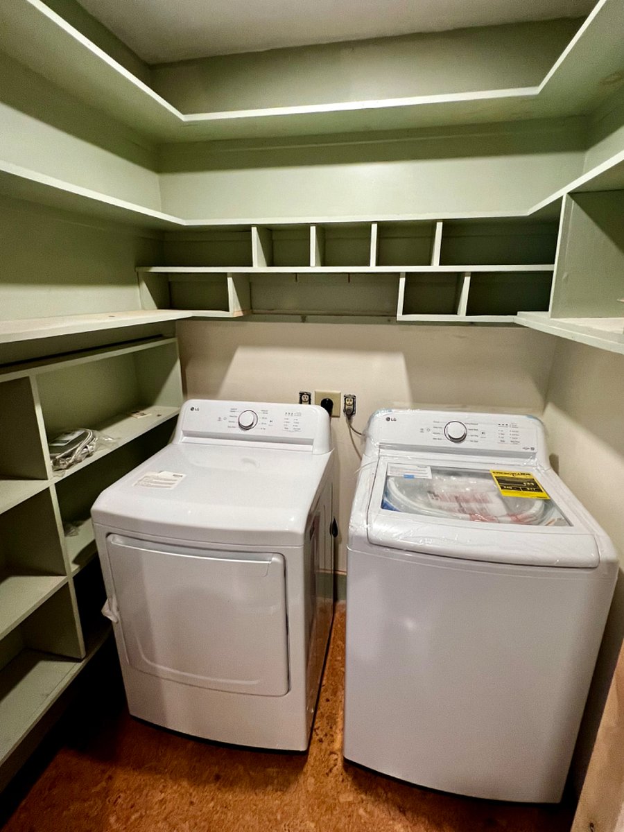 New laundry room in progress.