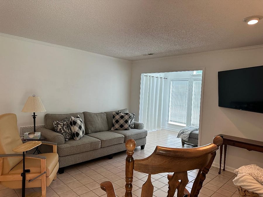 Furnished Finder property 727680_1 photo 3