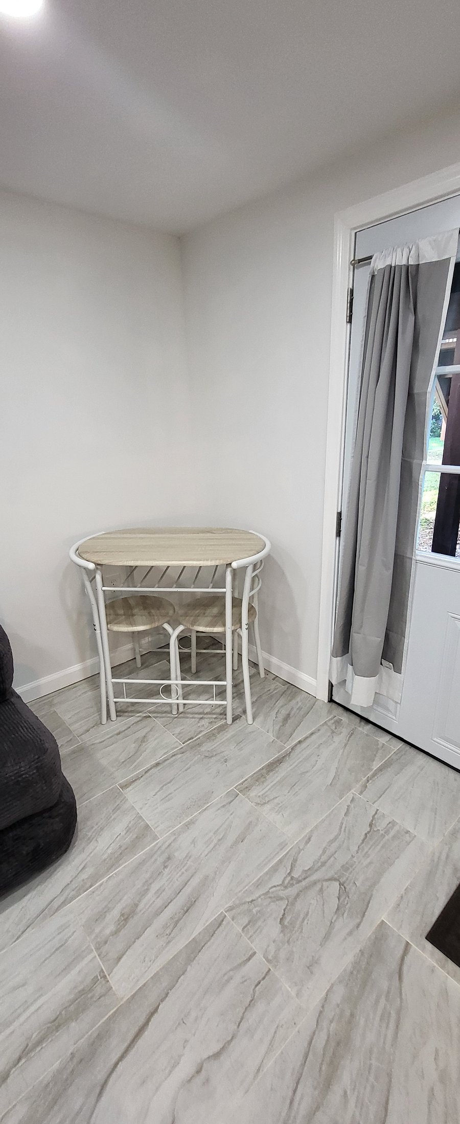 Furnished Finder property 727818_2 photo 4