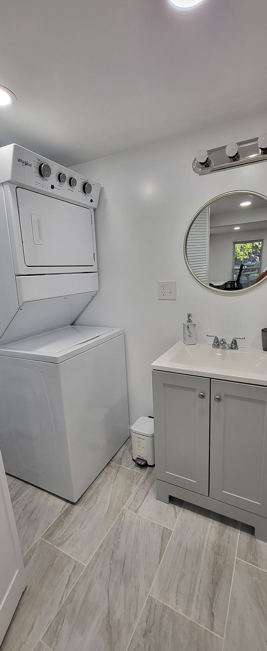 Furnished Finder property 727818_2 photo 5