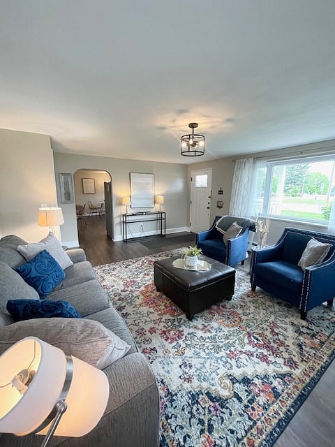 Furnished Finder property 727821_1 photo 2