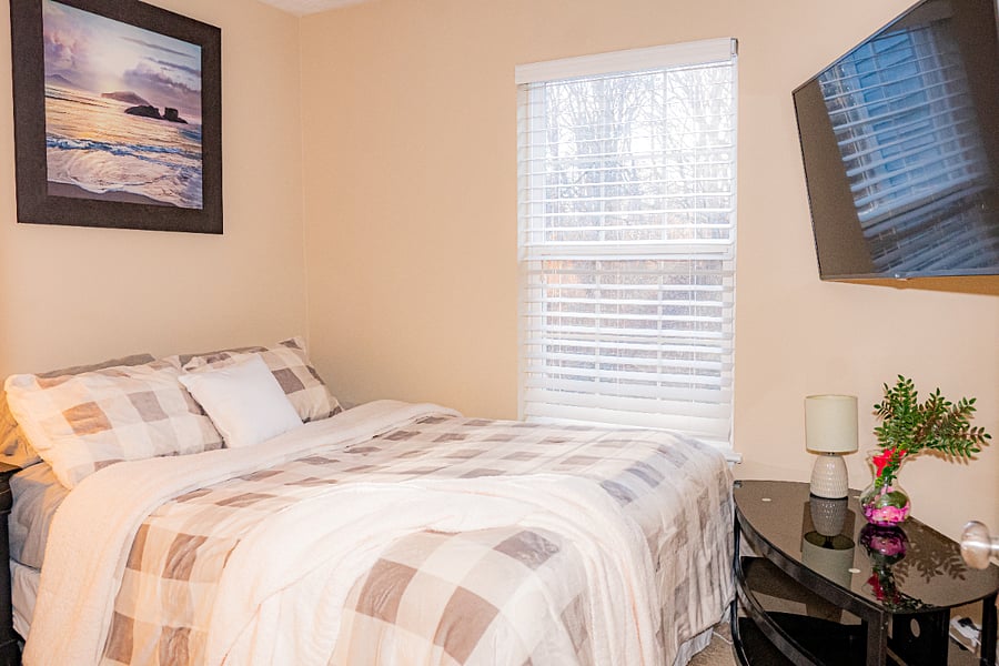 Furnished Finder property 727912_1 photo 11