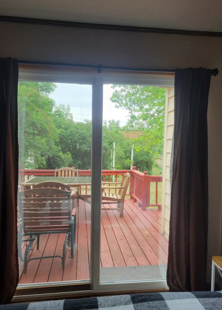 Sliding door in Bedroom 2