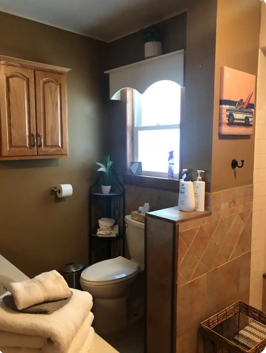Upstairs Bathroom
