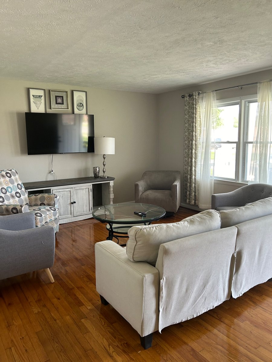 Furnished Finder property 727957_3 photo 4