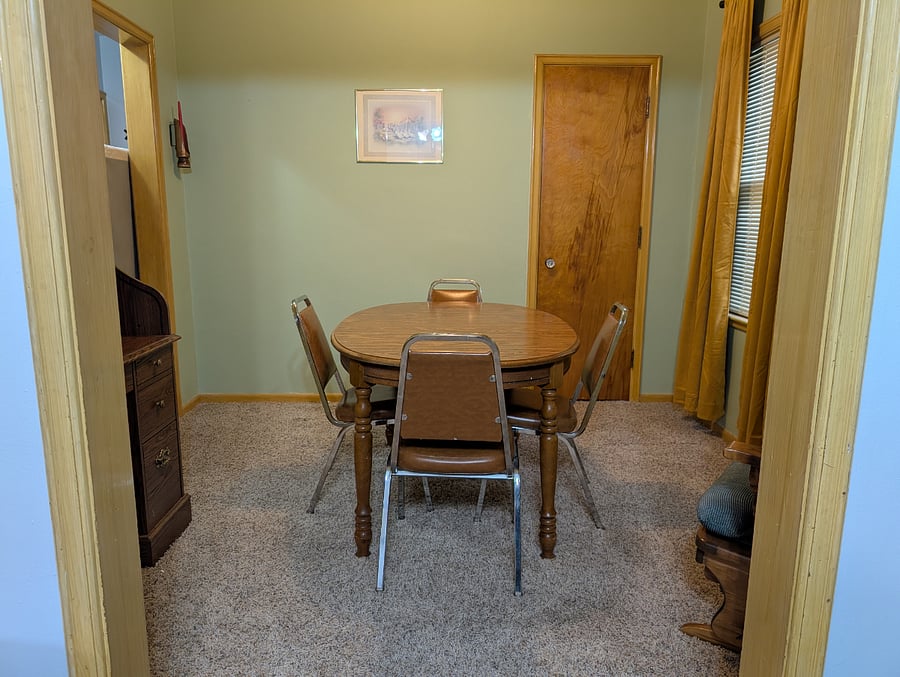 Furnished Finder property 728002_1 photo 3