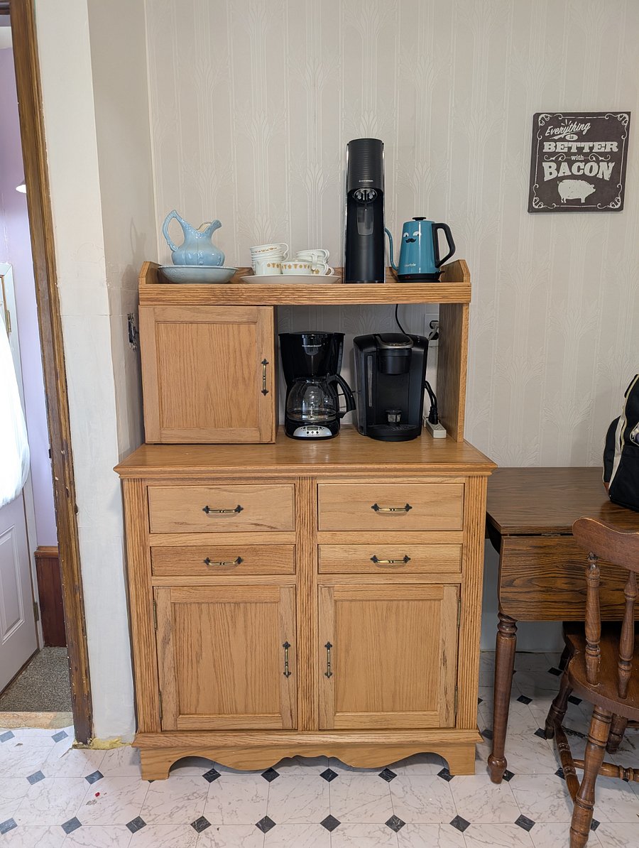 Furnished Finder property 728002_1 photo 8