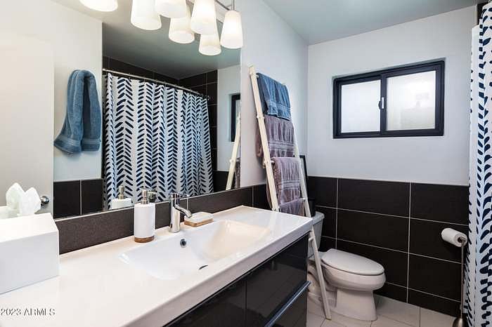 Furnished Finder property 728021_1 photo 15