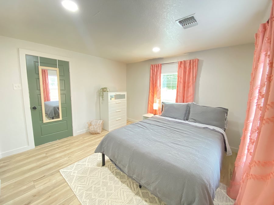 Furnished Finder property 728031_1 photo 9