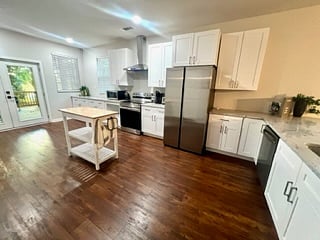 Furnished Finder property 728081_1 photo 11
