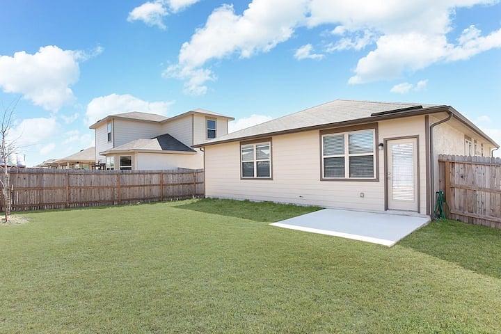 Furnished Finder property 728094_1 photo 12