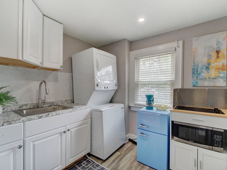 Furnished Finder property 728098_1 photo 3