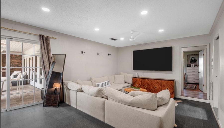 Furnished Finder property 728158_1 photo 10