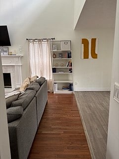 Furnished Finder property 728250_2 photo 25