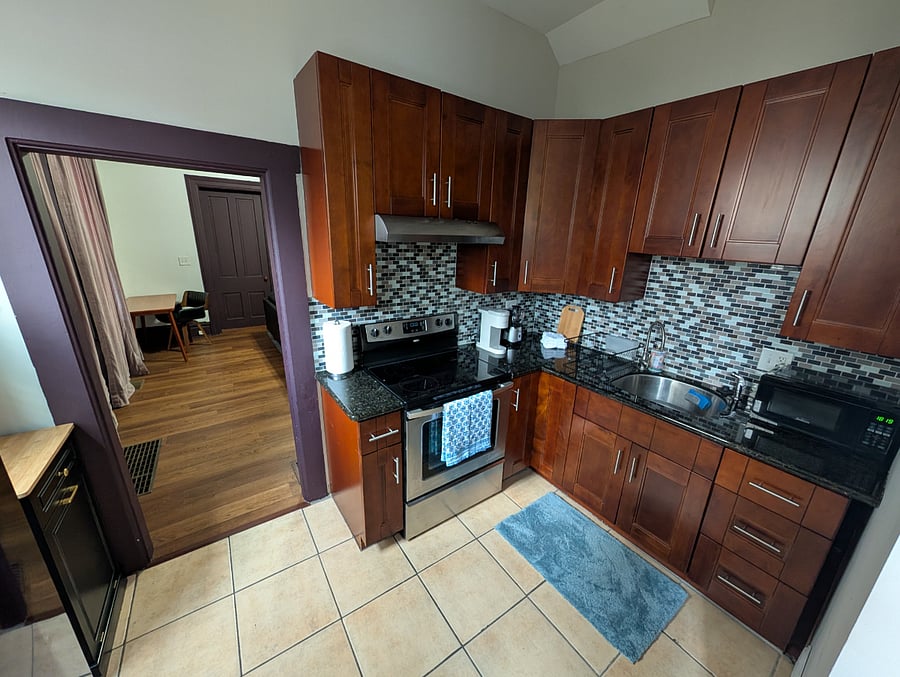 Furnished Finder property 728275_2 photo 3
