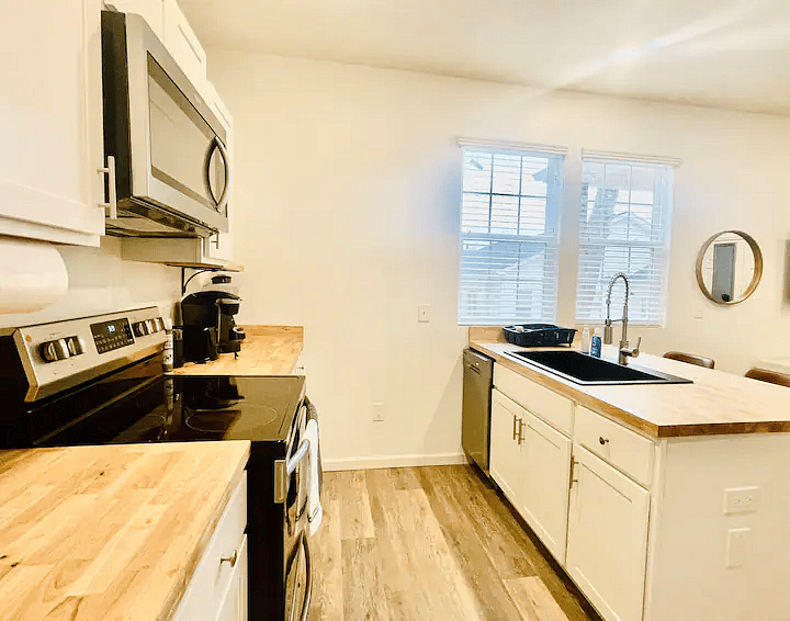 Furnished Finder property 728276_1 photo 7