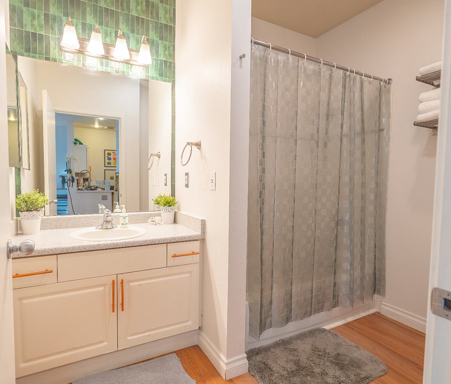 Furnished Finder property 728280_1 photo 13