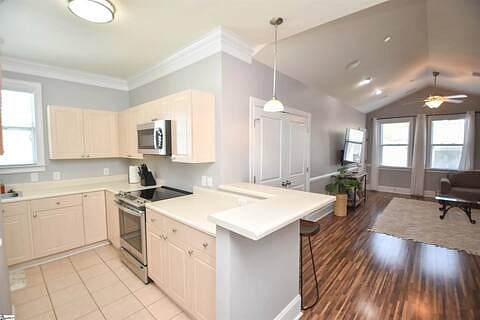 Furnished Finder property 728312_1 photo 10