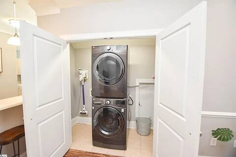 Furnished Finder property 728312_1 photo 13