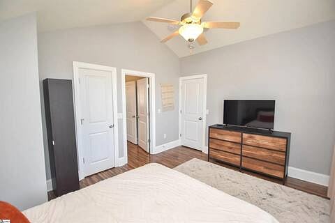 Furnished Finder property 728312_1 photo 15