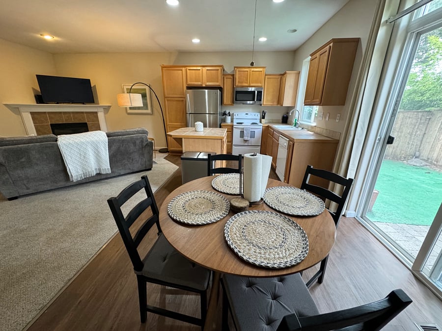 Furnished Finder property 728370_1 photo 6