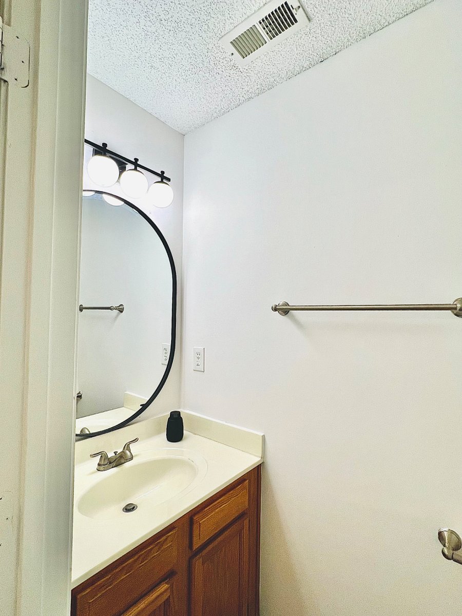 Furnished Finder property 728441_1 photo 6