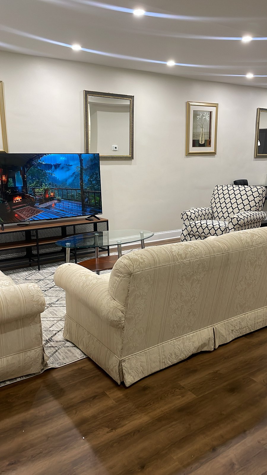 Furnished Finder property 728481_1 photo 3