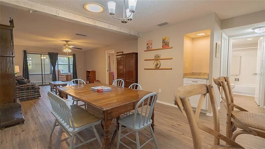 Furnished Finder property 728504_1 photo 22