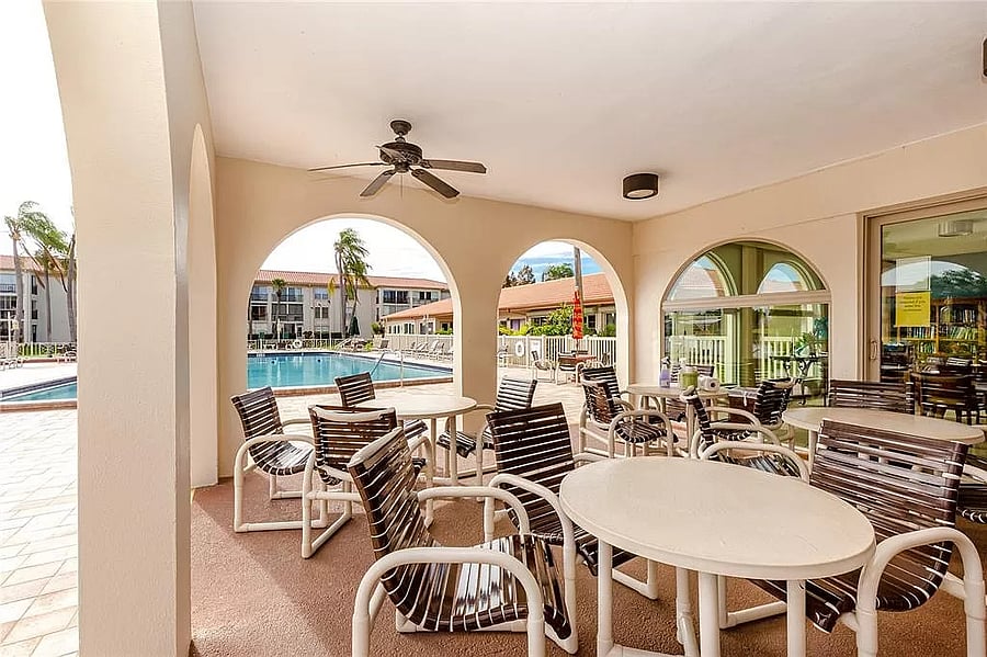 Furnished Finder property 728504_1 photo 37