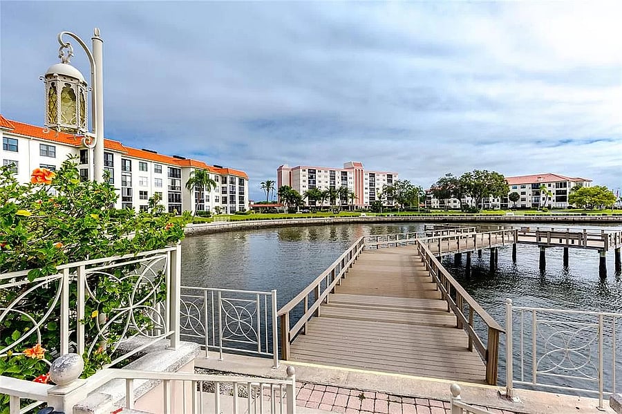 Furnished Finder property 728504_1 photo 32
