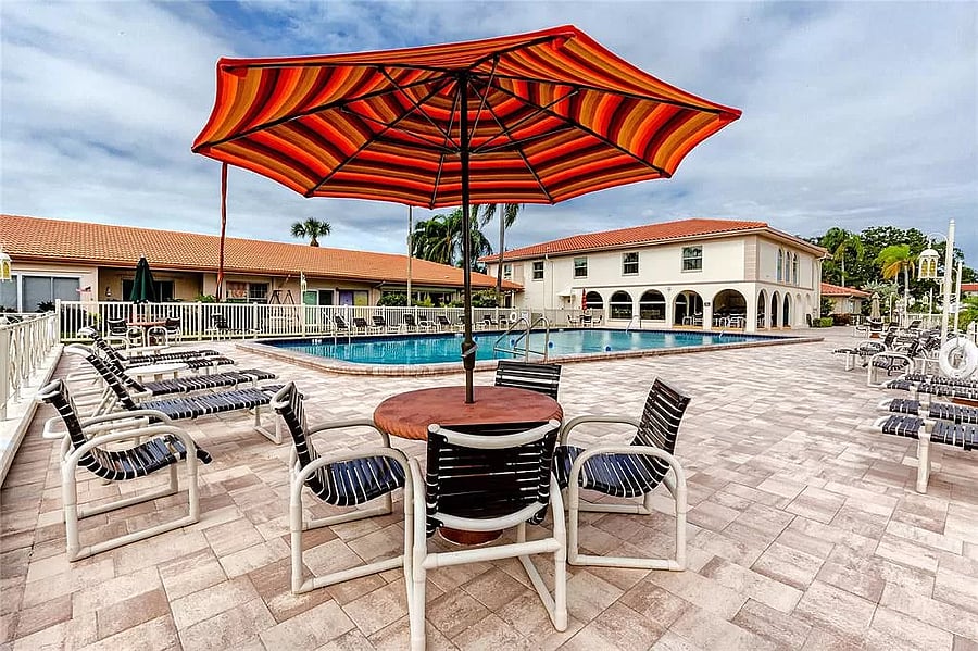 Furnished Finder property 728504_1 photo 38
