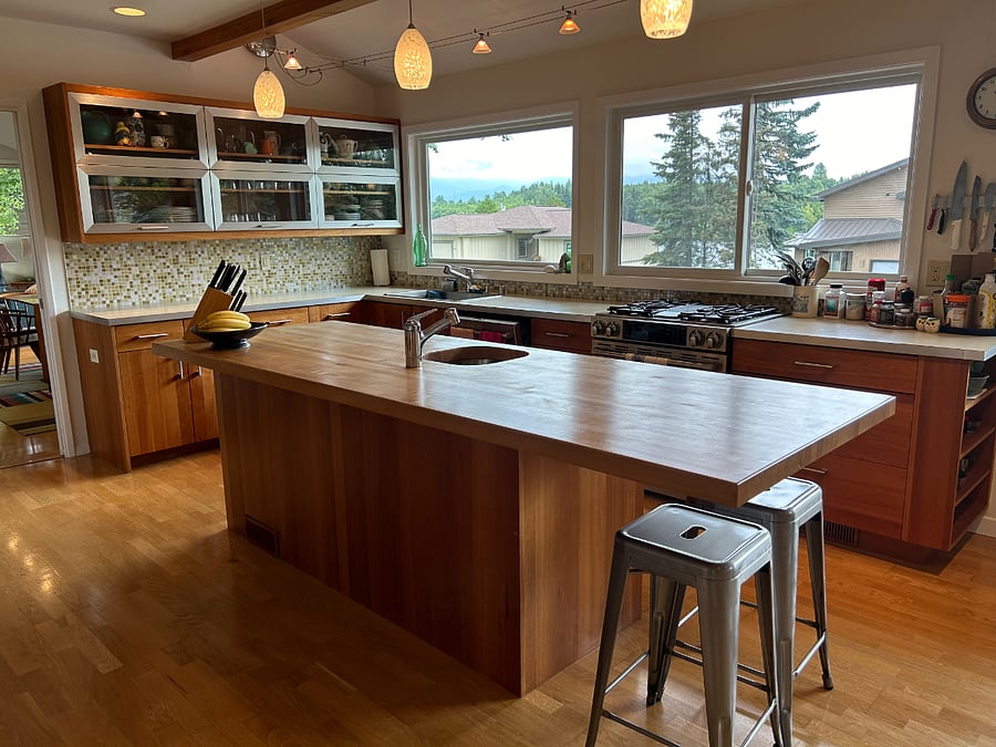 2nd Floor kitchen you can use WHEN OWNER IS AWAY or by arrangement.