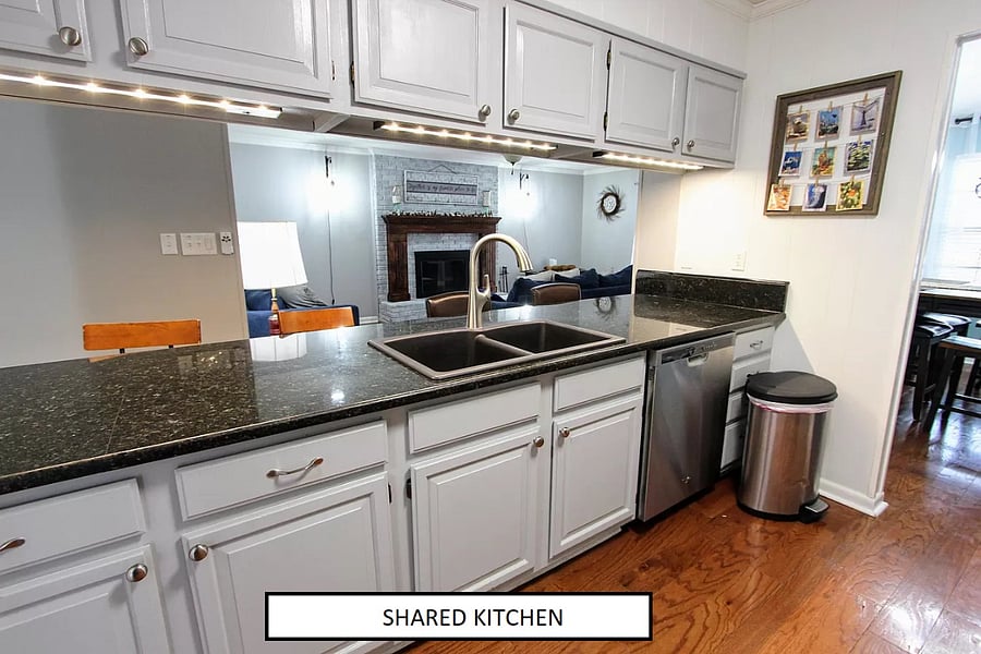 Furnished Finder property 728534_1 photo 13