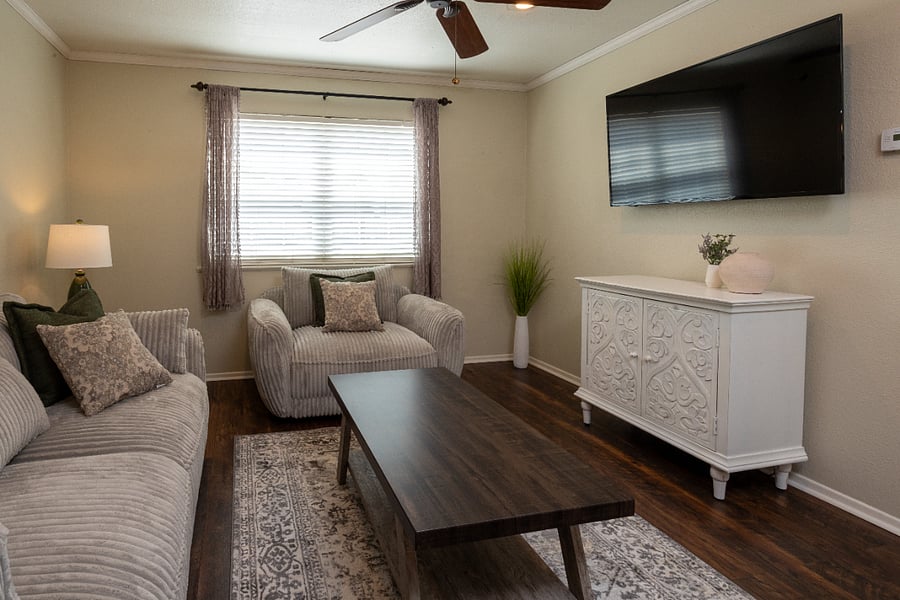 Furnished Finder property 728550_3 photo 3