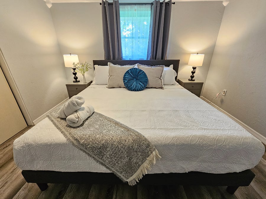 Furnished Finder property 728608_1 photo 4