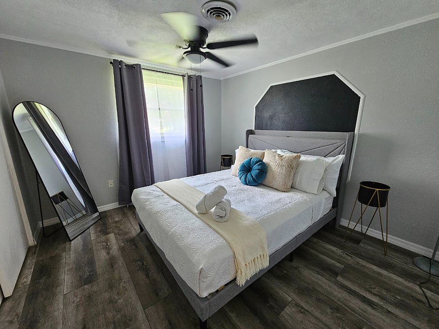 Furnished Finder property 728608_1 photo 3