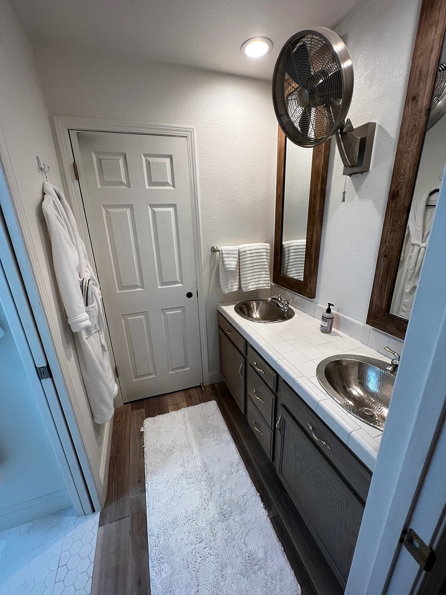 Furnished Finder property 728610_1 photo 9
