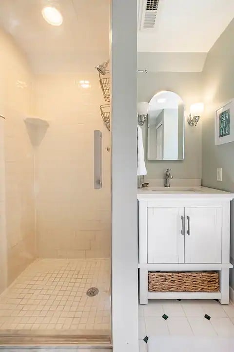Clean & spacious walk in shower.