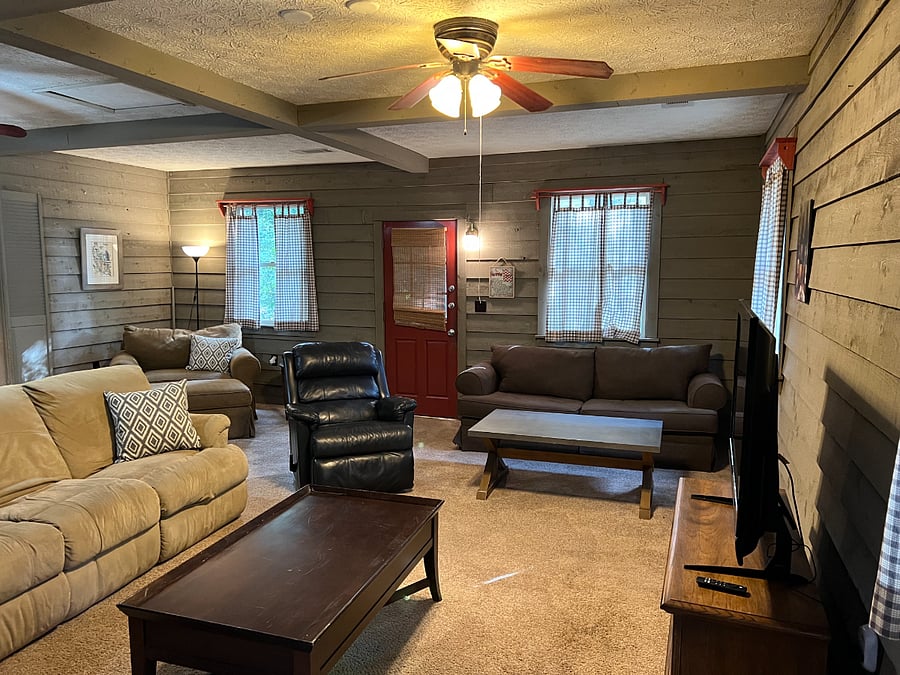 Den area for relaxing and playing!
