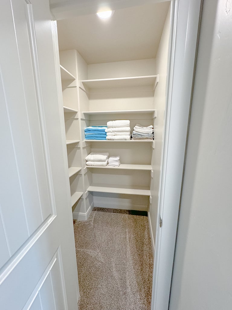 Furnished Finder property 728662_1 photo 11
