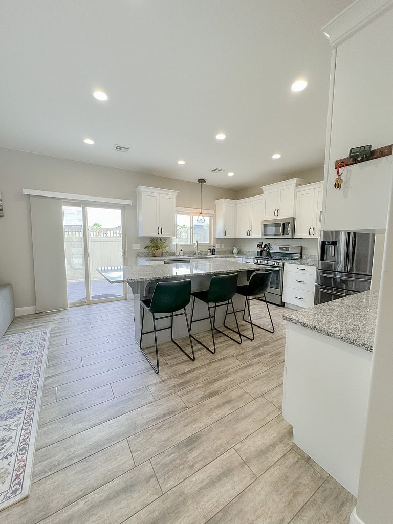 Furnished Finder property 728662_1 photo 21