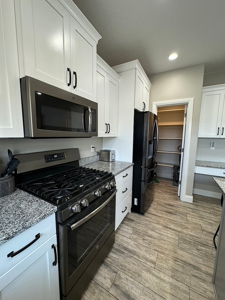 Furnished Finder property 728662_1 photo 26