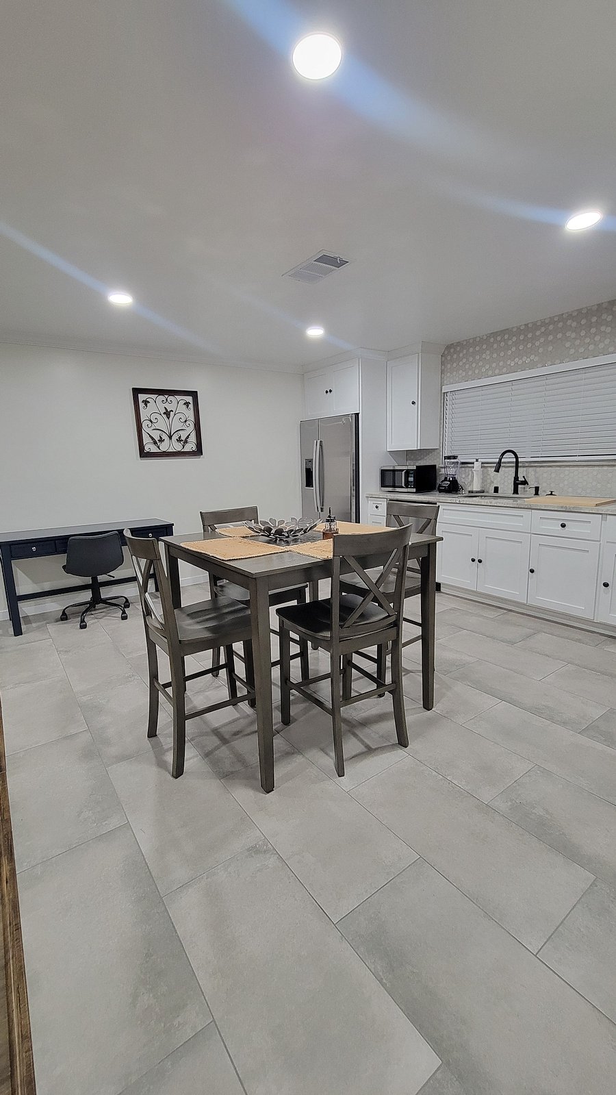 Furnished Finder property 728704_1 photo 3