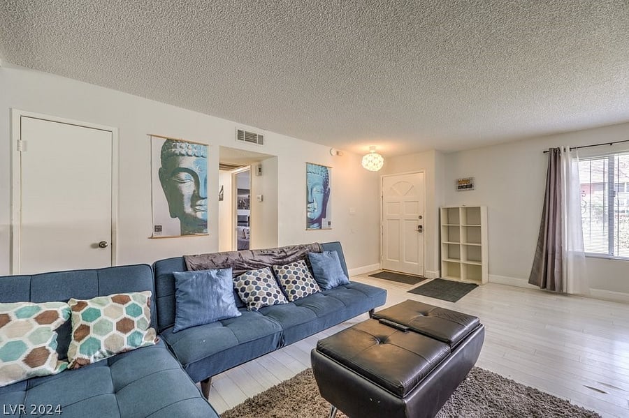 Furnished Finder property 728730_1 photo 6