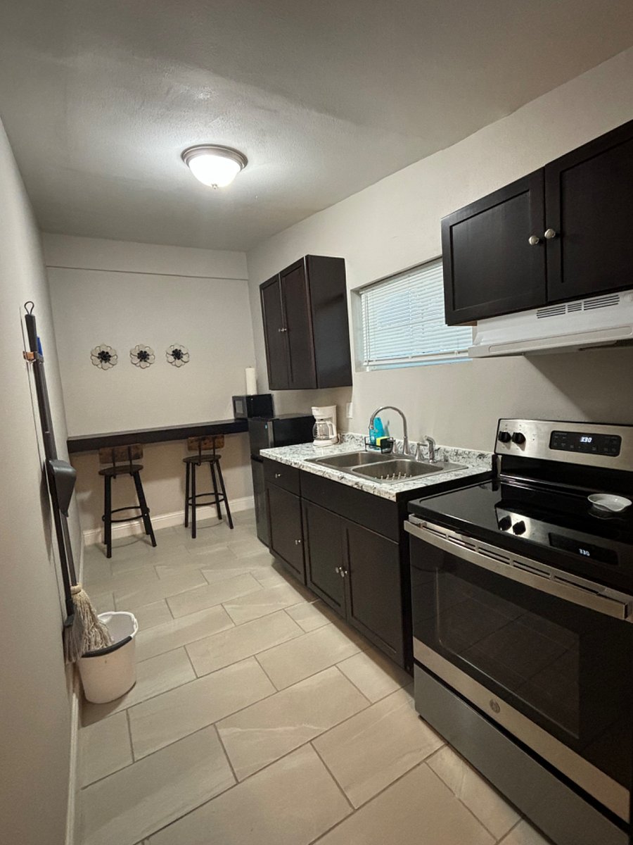 Furnished Finder property 728802_1 photo 4