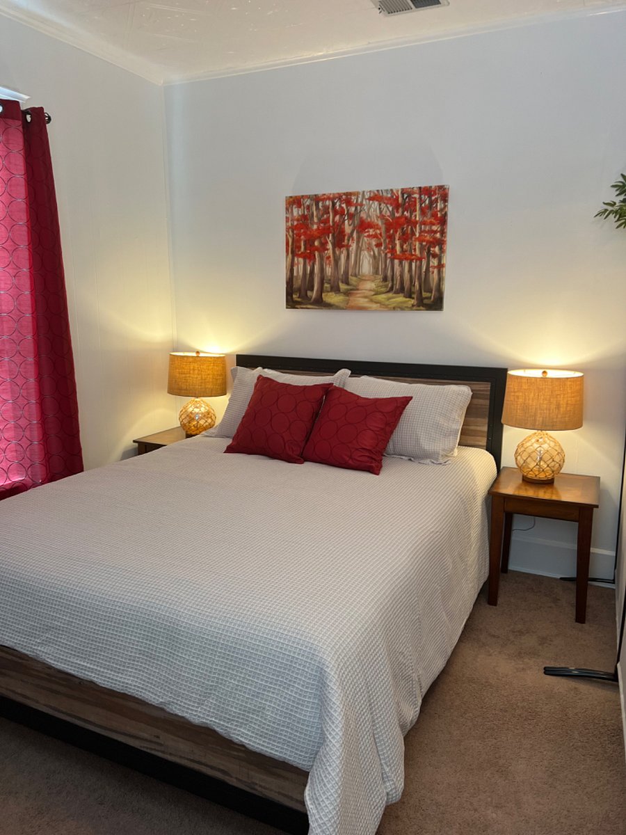 Queen bed. Novafoam gel mattress. Second bedroom shared with study/TV room