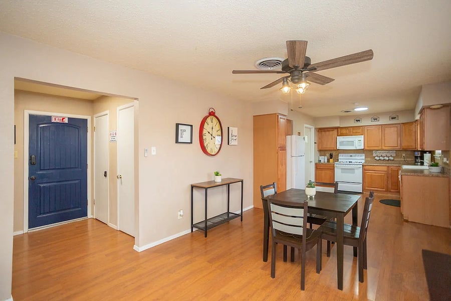 Furnished Finder property 728966_1 photo 12
