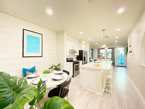 Furnished Finder property 728970_1 photo 11
