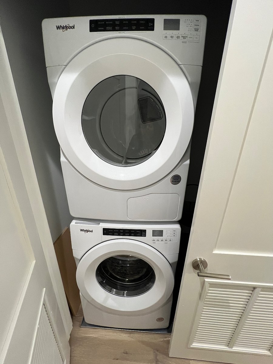 In-unit laundry-so convenient!!!