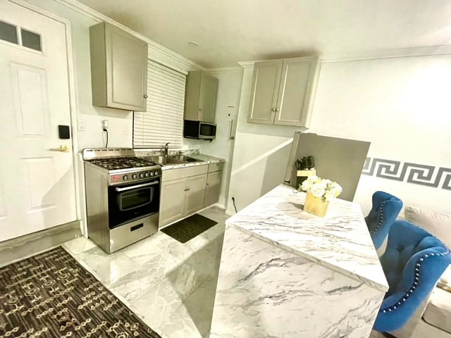 Furnished Finder property 729027_1 photo 4